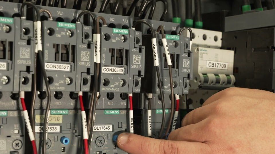 DDI HMI guide on correcting a motor overheating fault, 2024